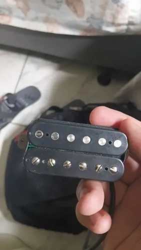 Peças de guitarra