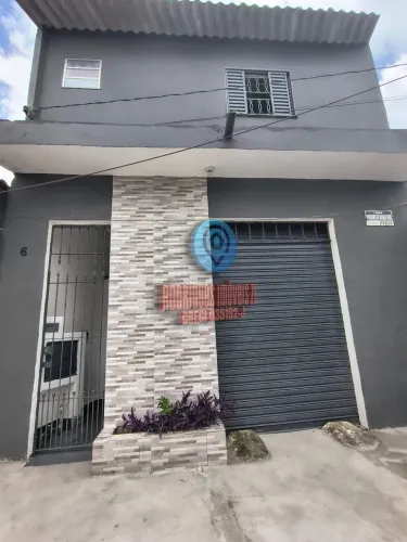 Casa grande com 5 Dormitórios, 4 banheiros, 1 Vaga por R$ 400.000,00 com 222M² imóvel Resi