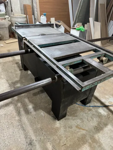 Esquadrejadeira Possamai SCI-3000