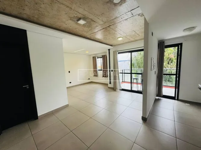 Apartamento com 1 Quarto, 33M², Aluguel de R$ 2.650,00 + Taxas - Prado Velho, Curitiba (Pr