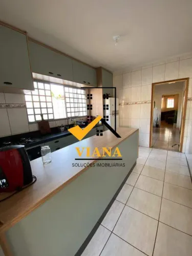 CASA PARA LOCAÇÃO VILA CORALINA