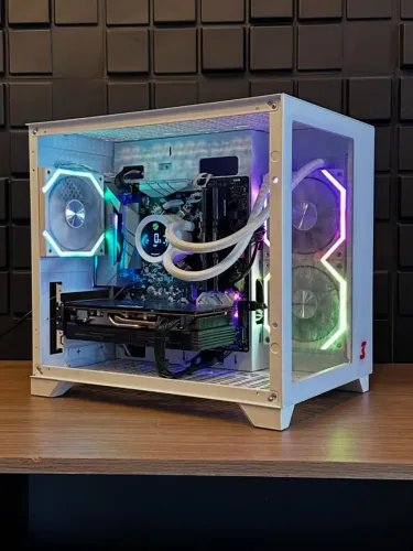Máquina de Jogos R5 5600, RX 5700 XT 8GB, 16GB RAM, SSD 480GB, B450M Steel Legend, WC