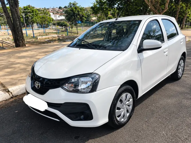Toyota Etios X 1.3 Flex 16V 5P Aut. 2020
