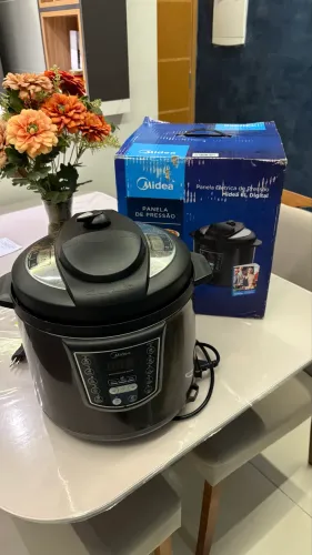 Panela de Pressão Elétrica 6L Midea