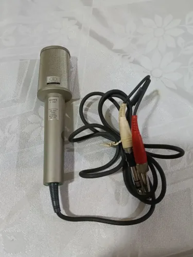 Microfone Sony F 99T