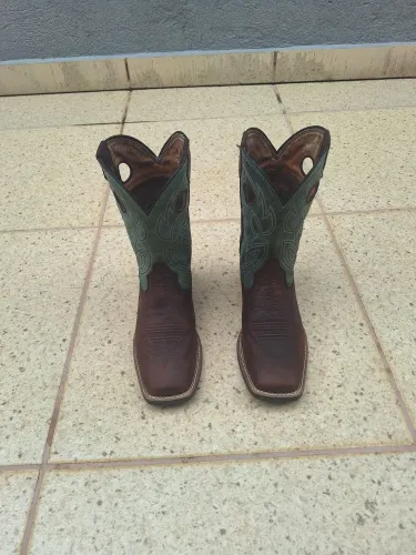 BOTA JUSTIN IMPORTADA 