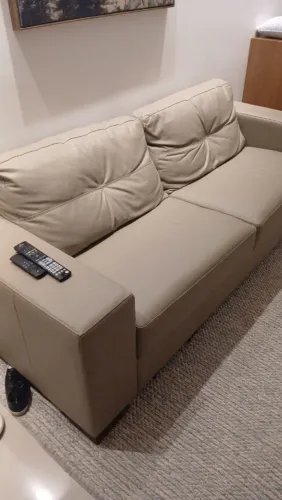 Sofa de couro 100% ligitimo