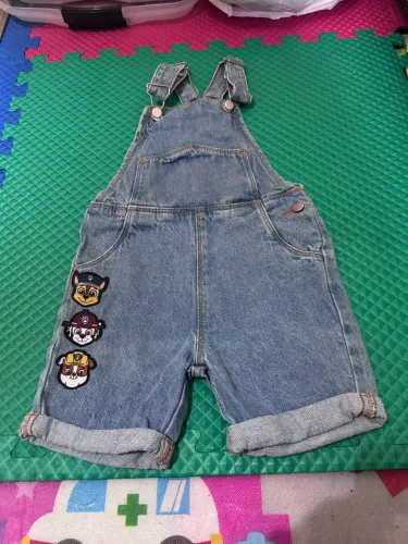 Macacão/Jardineira jeans patrulha canina