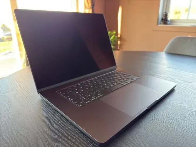 MacBook M4 MAX 48GB 1TB 16 Polegadas - Bateria 100% - 4 Meses De Garantia - Avaliamos Seu
