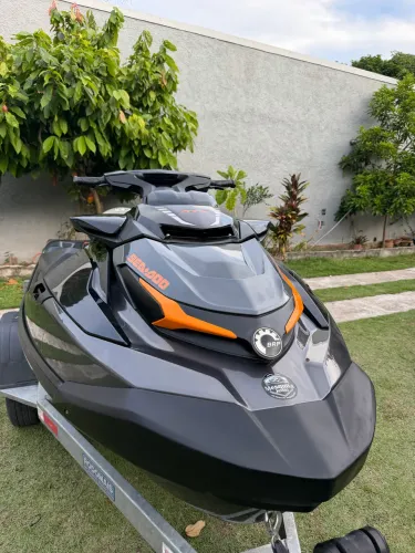 Jet ski GTX 170 só 60 horas único dono