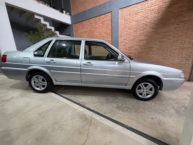 Volkswagen Santana 2.0 MI 2P E 4P 2002