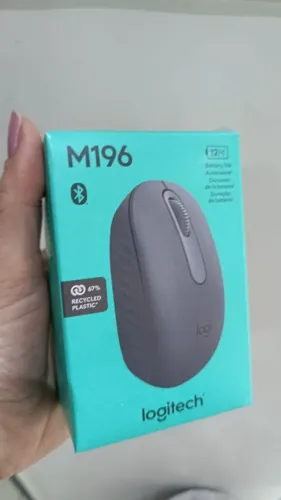 Mouse sem fio Logitech M196 Bluetooth, Ambidestro Compacto, Conforto e Precisão - Coimbra