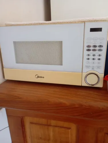 Microondas Midea