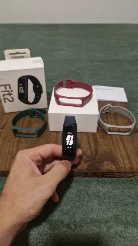Samsung Galaxy Fit2 Completa + 3 Pulseiras Extras + Caixa e Carregador