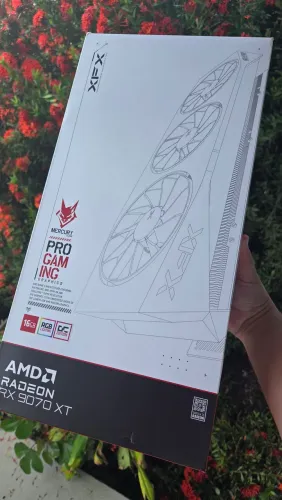 Placa de video RX 9070XT Modelo mais top da XFX (Lacrada, suporte exclusivo, 3 anos garant