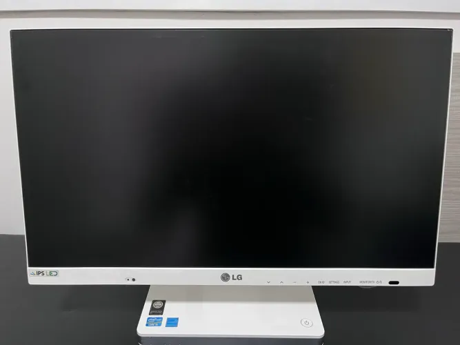 Computador LG com Tela | Core i5 | 8GB | SSD