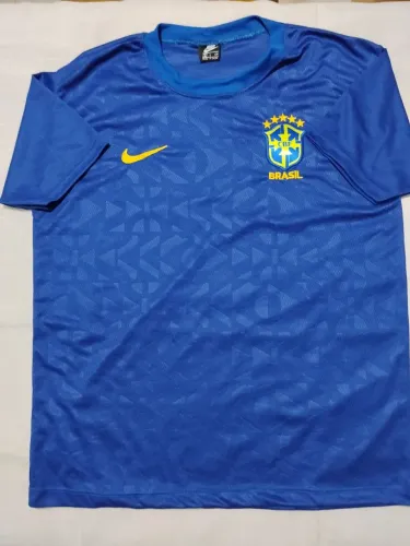 Camiseta da Seleção Brasileira Azul G Primeira linha