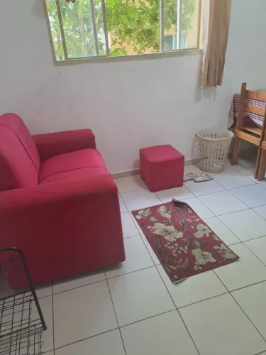 Apartamento semi mobiliado Jardim Alpinia