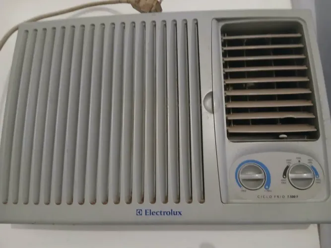 Ar condicionado janela 7000 btus Electrolux