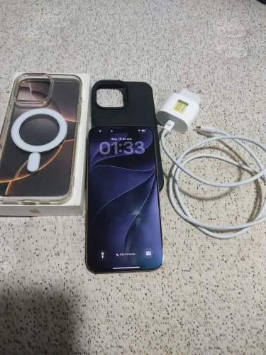 Celular iPhone 16 Pro Max