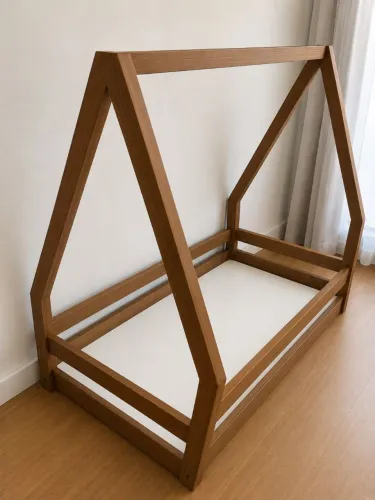 BERÇO/CAMA MONTESSORIANA EM MADEIRA