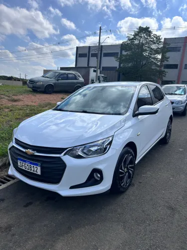 Chevrolet Onix Hatch LT 1.0 12V Flex Mec. 4P 2024