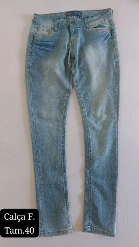Lote de calças jeans