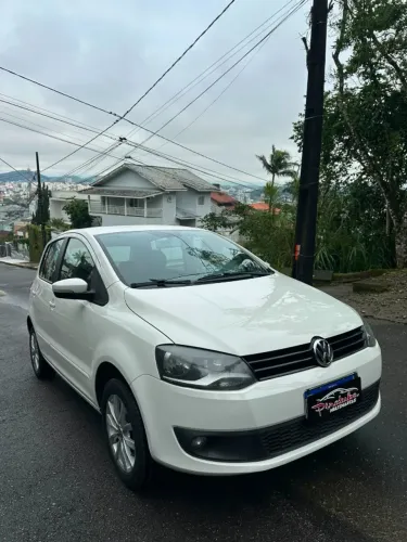 Volkswagen Fox 1.0 MI Total Flex 8V 5P 2014