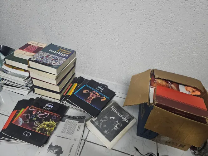 Livros da area da saude diversos