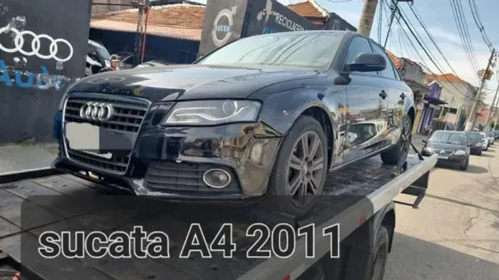 Sucata Audi A4 2.0 2011 para retirada de peças 