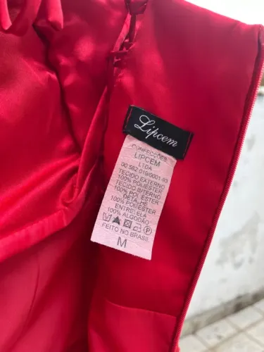 Vestido de festa vermelho