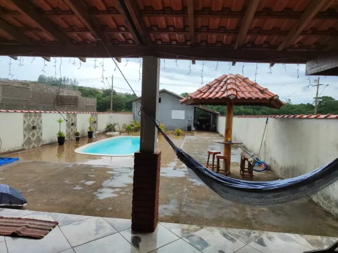 Ótima chácara com piscina em jacutinga