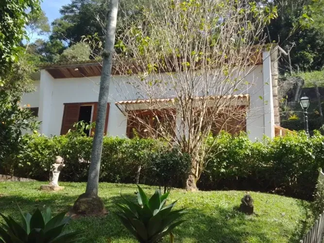 Vendo este lindo sítio em Mendes