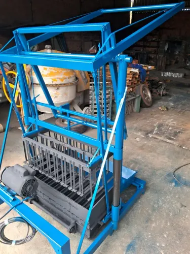 Maquina poedeira de bloco 