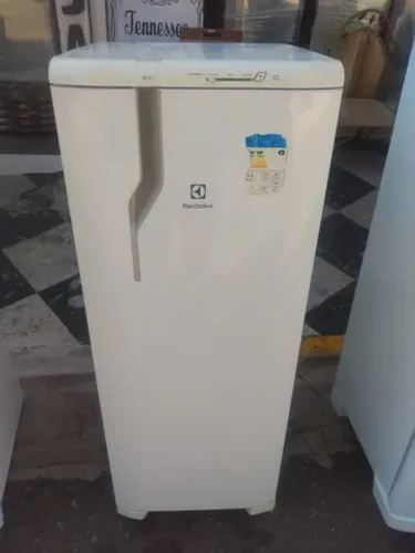 Geladeira Eletrolux RE31 