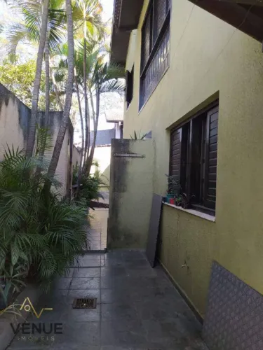 Sobrado com 3 dormitórios à venda, 280 m² por R$ 1.038.000,00 - Itaim Paulista - São Paulo