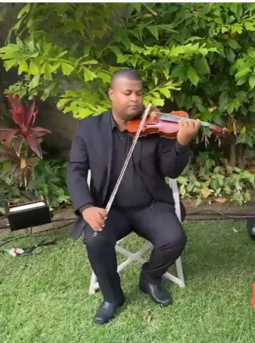 Quer ter um bom evento? Contrate um bom músico.
