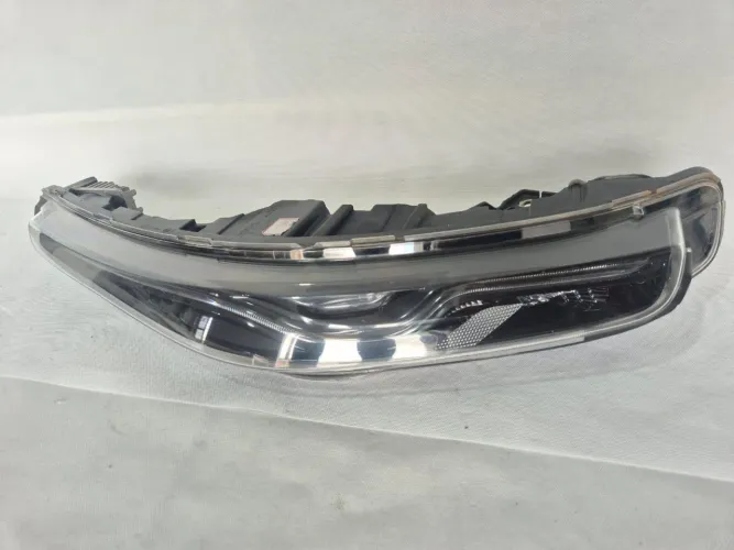 Farol Direito Fiat Toro 2017 2018 2019 2020 2021 drl c/ reator 