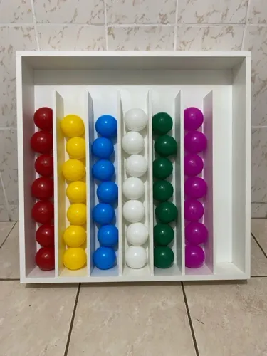 Jogo de Bolinhas Coloridas para Brincar