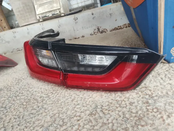 Par Lanterna Honda city 2021/2022/2023 lado esquerdo motorista original Honda excelente 