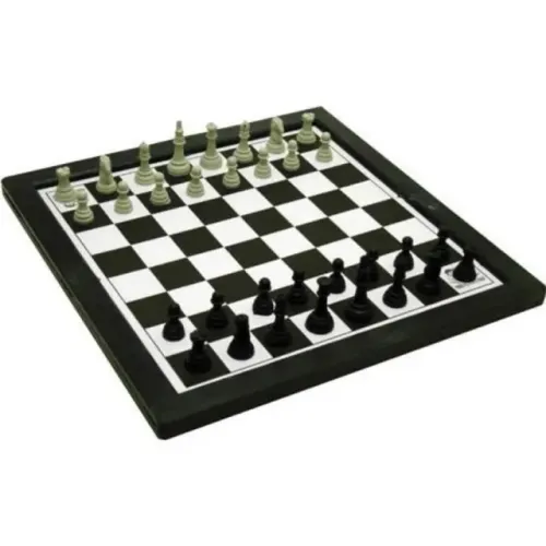 Jogo de Xadrez e Trilha 2 em 1