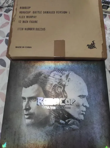 Figura hot toys Robocop Battle Damaged Version Hot Toys 1/6