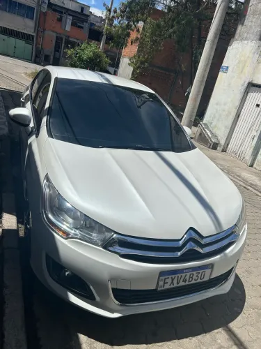 Citroen C4 Lounge Tendance 2.0 Flex 4P Aut. 2014