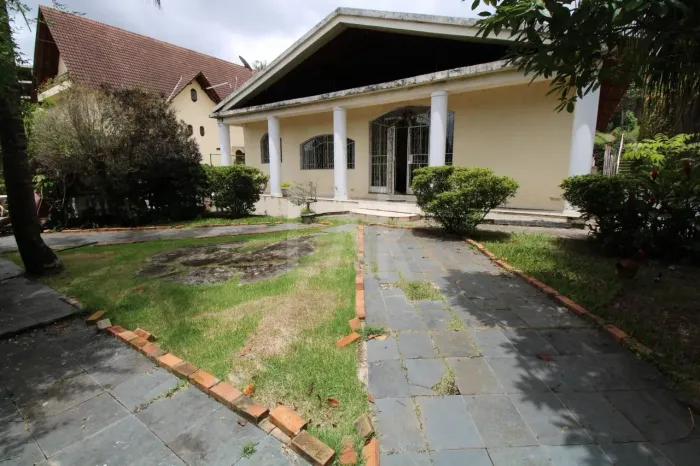 Casa à venda, 5 quartos, 2 suítes, 8 vagas, São Luiz - Belo Horizonte/MG