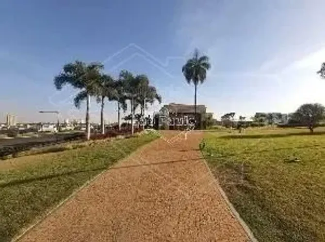 Venda de Terreno / Condomínio na cidade de Araraquara