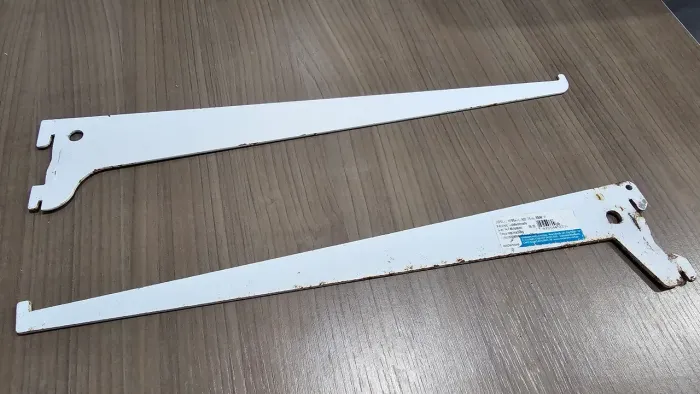 Suporte para prateleiras