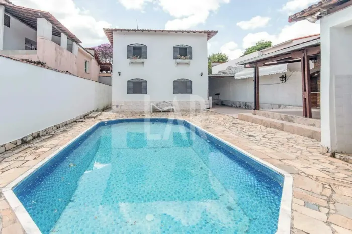 Casa à venda, 4 quartos, 1 suíte, 3 vagas, Candelária - Belo Horizonte/MG