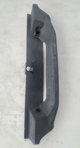 S-10 PISANTE/ PISADEIRO PARA-CHOQUE TRASEIRO PLACA *