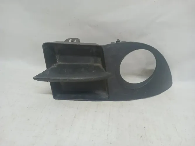 Moldura Farol De Milha Ld Renault Clio 06/12 C/detalhe