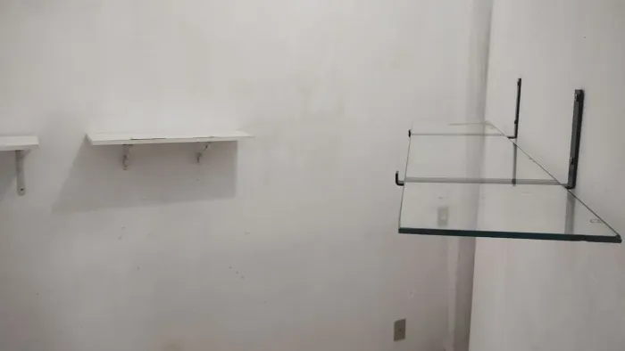 Vidros prontos para prateleiras 